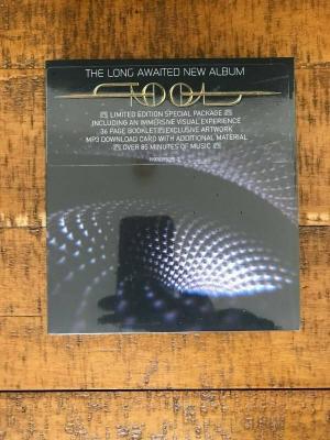 TOOL FEAR INOCULUM CD  4  HD SCREEN AND MORE  LIMITED EDITION