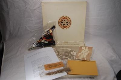 Kinks God Save the Promo ONLY LP Box w  Puzzle Inserts Bio Cards U S          