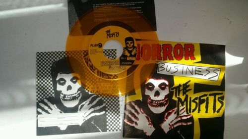horror-business-the-misfits-pl1009-vinyl-7-ep-repress-45-rpm-yellow