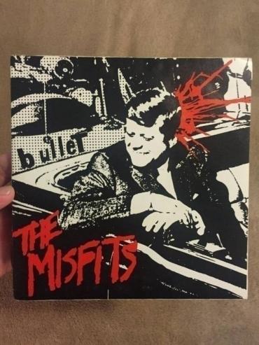 Misfits    Bullet  ORIGINAL SIGNED 7  EP 1979 2nd press red vinyl VG  Plan 9