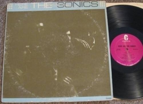 The SONICS Here Are The Sonics ORIG  MOD GARAGE ROCK PUNK FUZZ LP Etiquette MONO