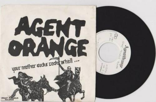 AGENT ORANGE Your Mother Sucks W  RARE INSERT Orig 7  EP Dutch Punk hc kbd 1983