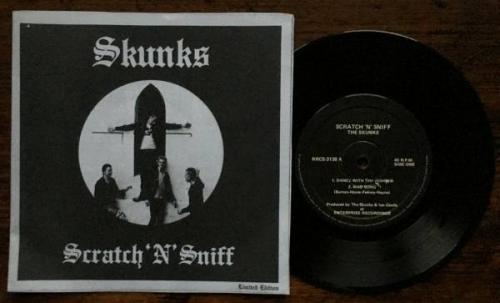 Skunks         Scratch  N  Sniff 7  EP Australian oz punk hardcore kbd 1982 