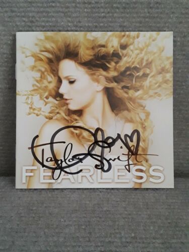 autographed-cd-cover-fearless-by-taylor-swift-cover-insert-only-no-cd
