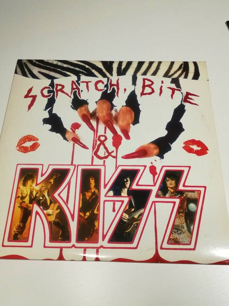 KISS BOOTLEG   2 LP   SCRATCH BITE   KISS   LIVE IN SWITZERLAND  1 11 1984  RARE