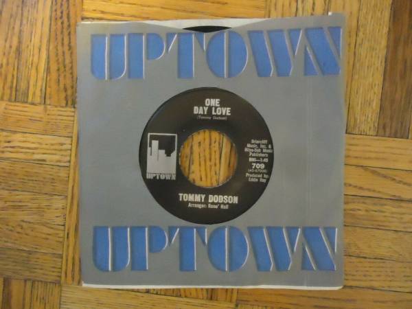 tommy-dodson-one-day-love-uptown-label-northern-soul-45-rpm