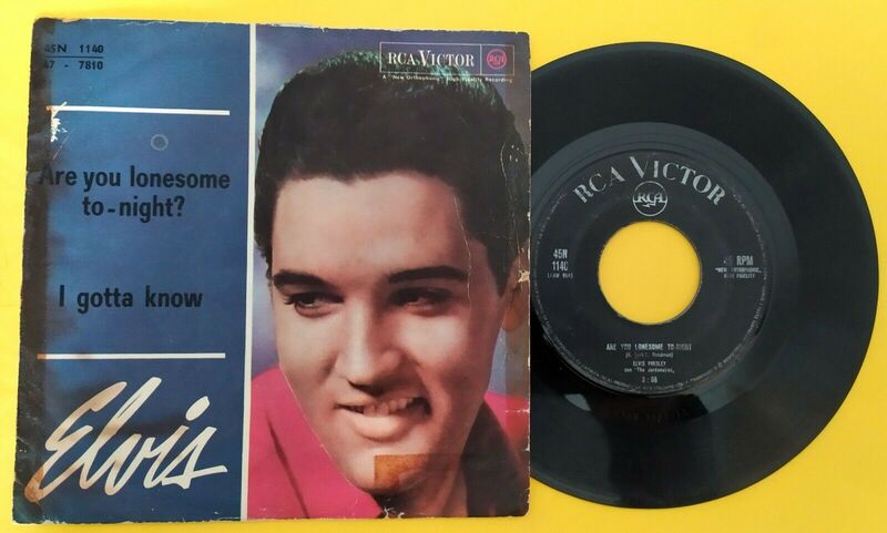 ELVIS PRESLEY  7   ITALY  45N 1140   ARE YOU LONESOME TONIGHT   RARE BLUE COVER 