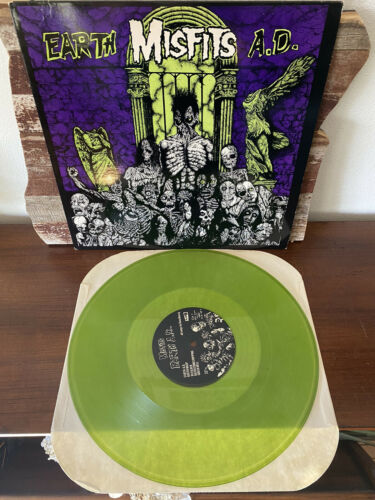 Misfits Earth AD Green Vinyl LP 1983
