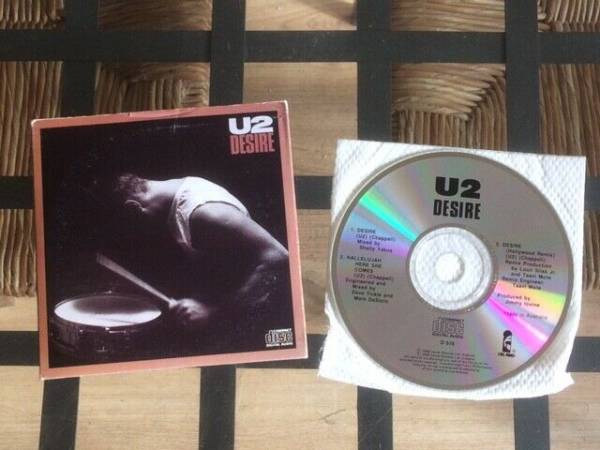 U2  Desire   Rare Ltd Edition  Festival Records  Australia Promo CD   Cat  D616