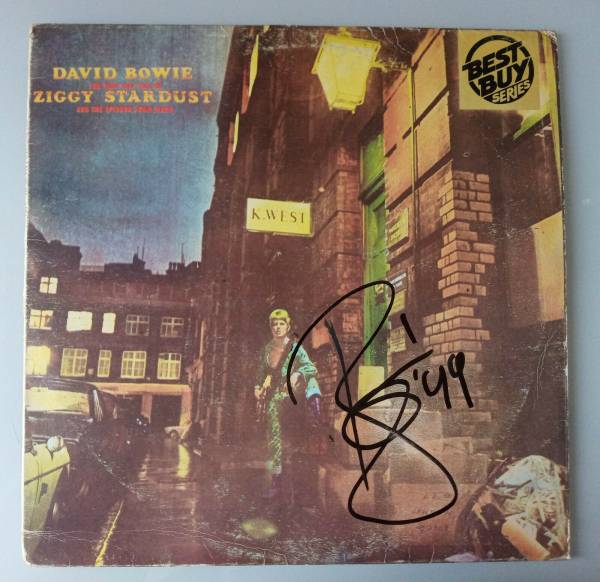 David Bowie  Ziggy Stardust 1981 re edition  signed   CoA 
