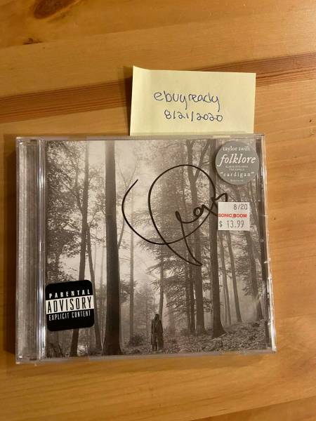 TAYLOR SWIFT SIGNED FOLKLORE CD  2020  AUTOGRAPHED SIGNED AND SEALED