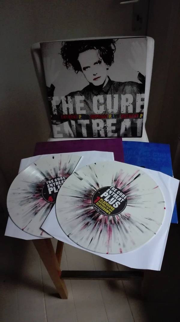 THE CURE     limited 1 000 marbled Vinyl 2LP     Entreat Plus  2010 