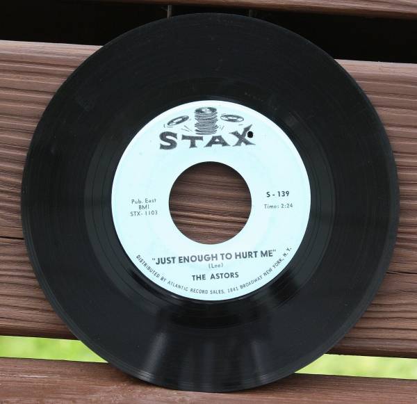 The Astors   Just Enough to Hurt Me What Can it Be  promo 45