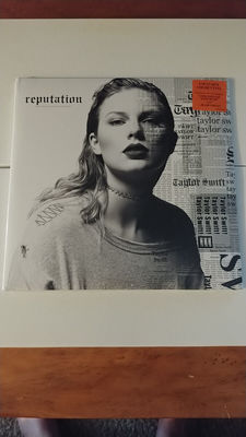 Taylor Swift     Reputation  2LP  Limited Edition Orange Translucent Vinyl