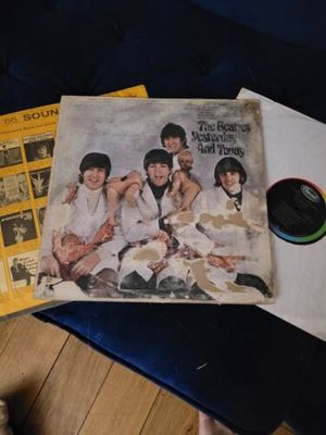 Beatles Butcher Vinyl Yesterday And Today Genuine Lp Record