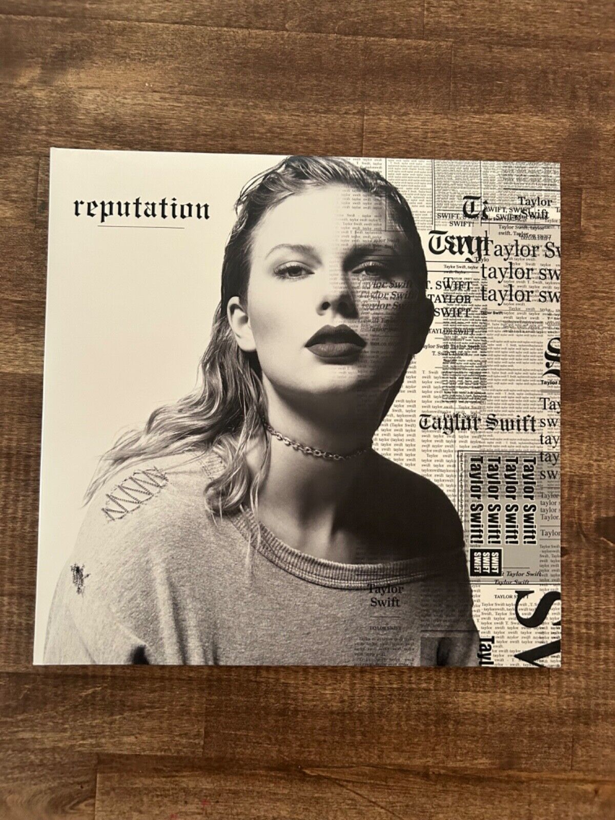 Taylor Swift  Reputation 2LP Limited Edition Orange Translucent Vinyl