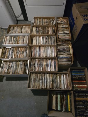 4500  Vinyl Lot 7  45 RPM  ELVIS, BEATLES - All Genres RARE Labels 2500  Sleeved