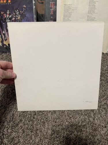 BEATLES WHITE ALBUM EXTREMELY RARE TRUE FIRST PRESSING APPLE COMPRESSED LP