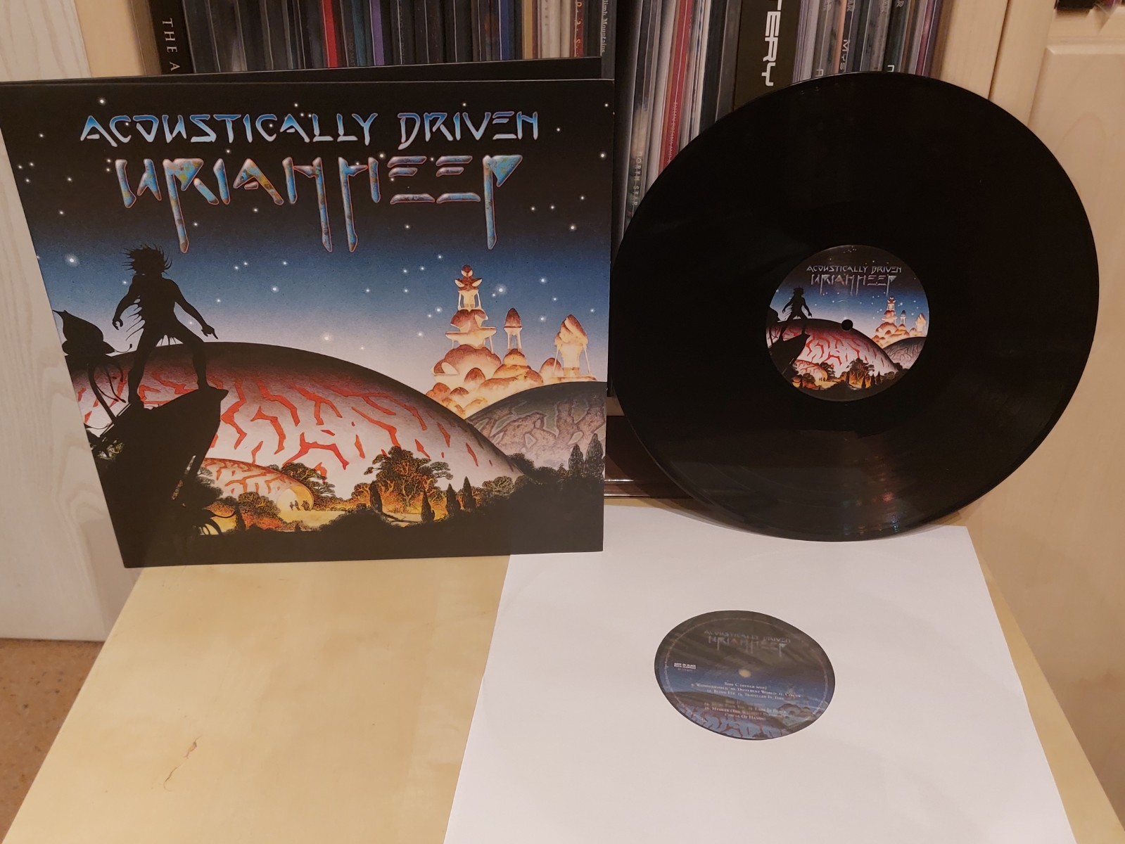 URIAH HEEP   Acoustically Driven   Live Mermaid Theatre London 2000   2 LP mint-