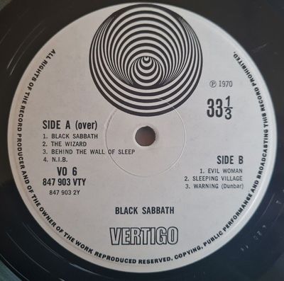Black Sabbath LP Same UK Large Vertigo Swirl Press MISSPELT OSSIE STUNNING COPY 
