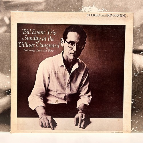 BILL EVANS TRIO - SUNDAY AT THE VILLAGE VANGUARD LP NM 1984 / 1986 US  OJC-140