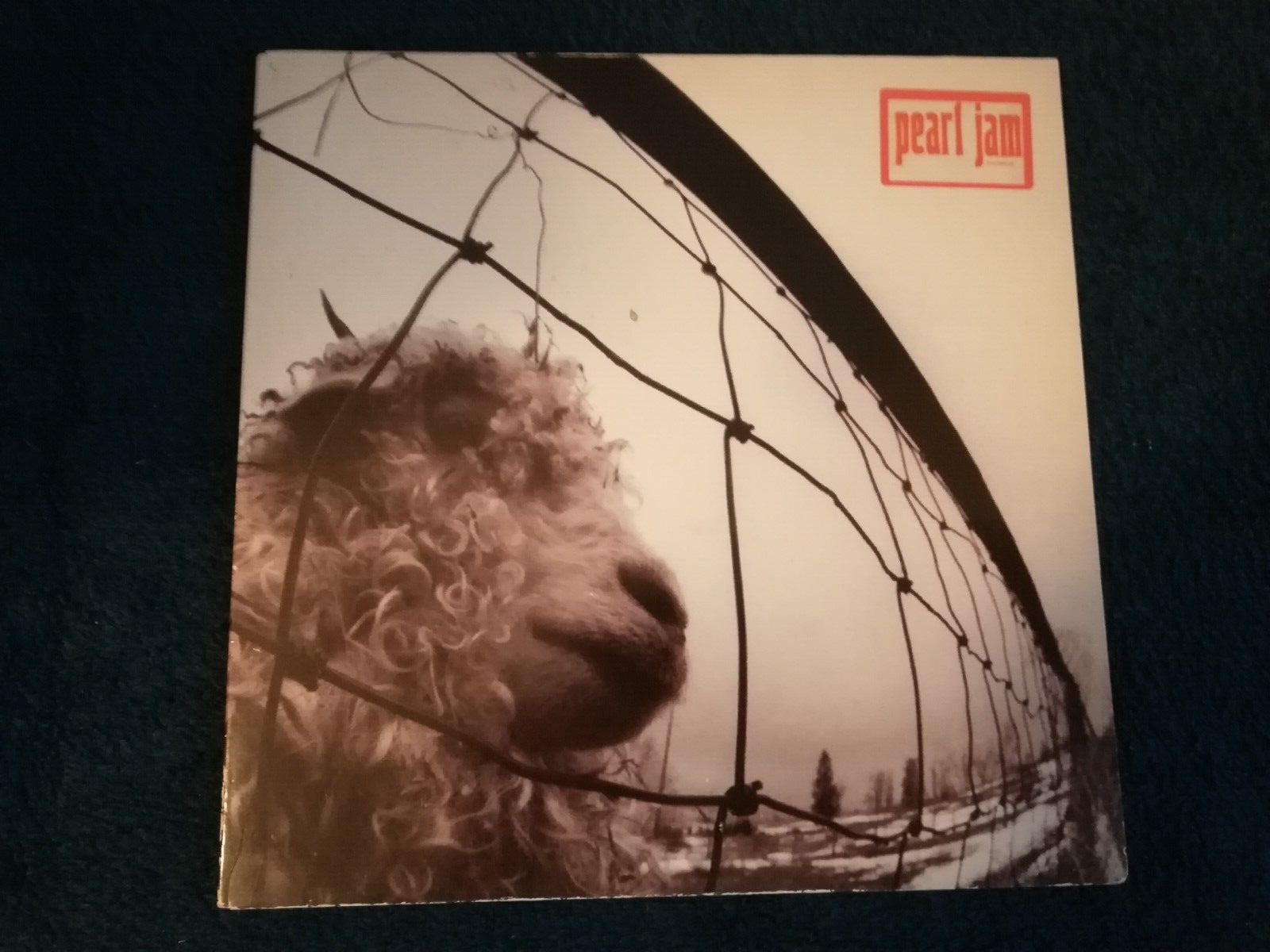 Pearl Jam Vs  1993 Europe  Gatefold LP issue