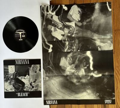 rare-nirvana-bleach-black-vinyl-sub-pop-34-1989-2nd-press-with-poster-cobain