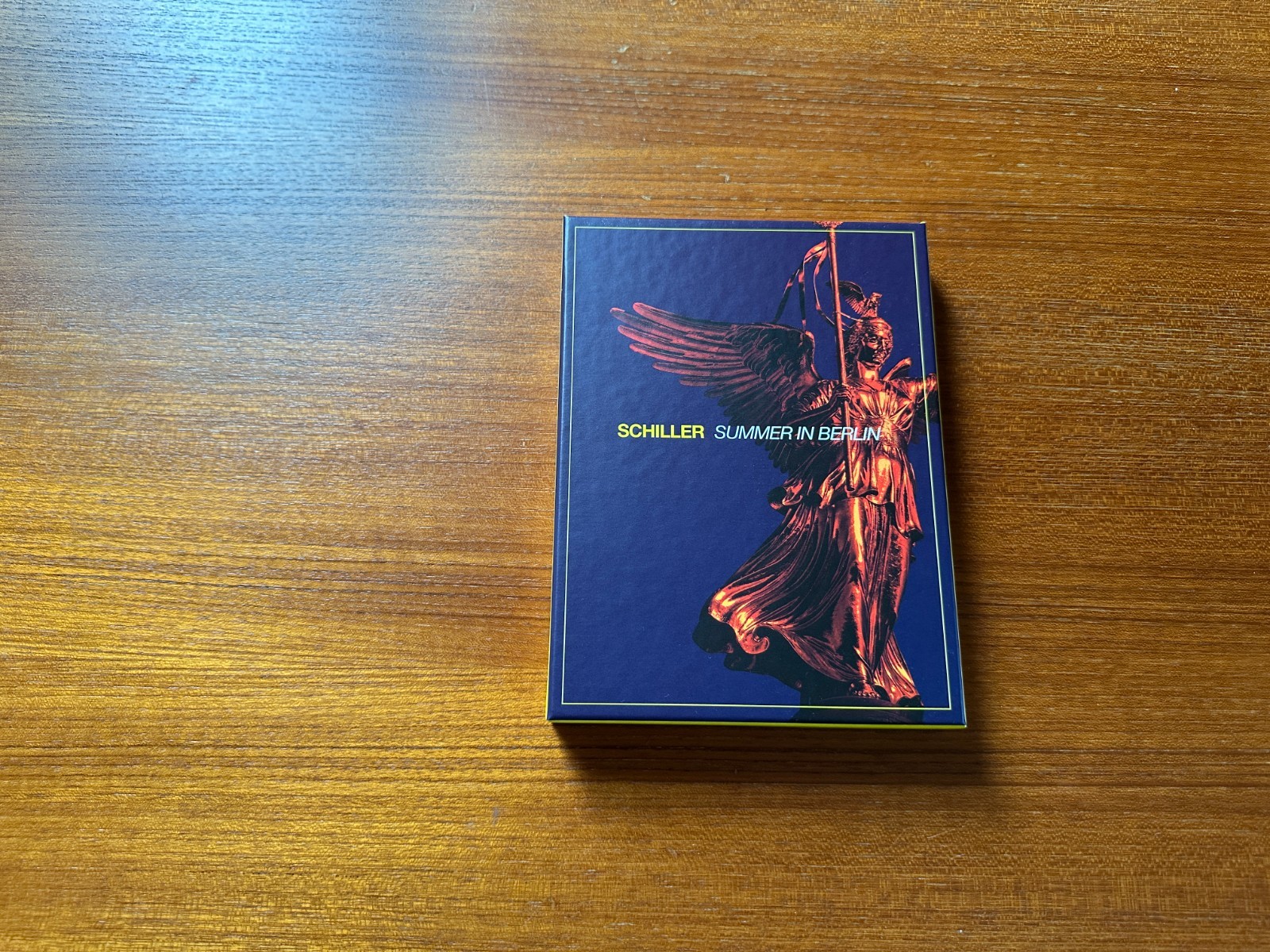 Schiller     Summer In Berlin  Limited Super Deluxe 2-CD   2-Blu-ray 
