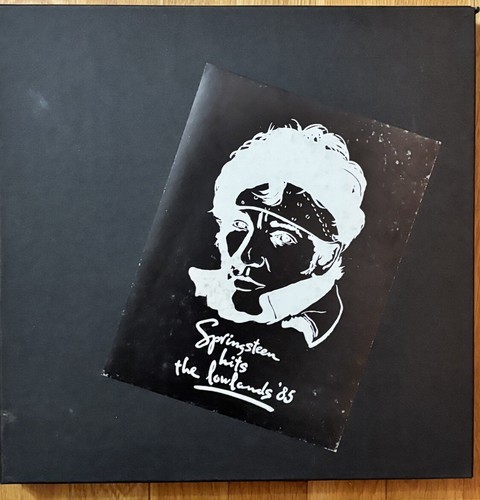Bruce Springsteen Memorabilia Box Bootleg 3 LP   T-shirt - Hits The Lowlands 85
