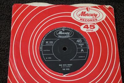 The Eyes  Man With Money You re Too Much  Mercury UK Original 7  1966  Freakbeat