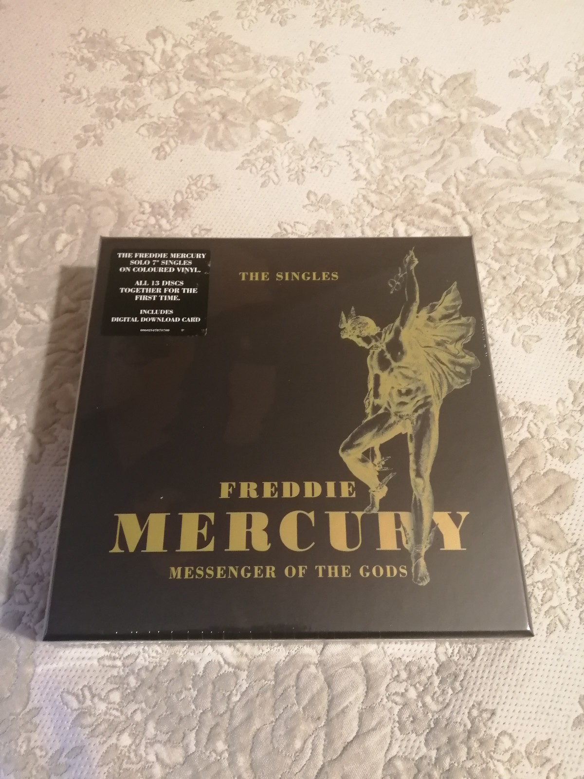 FREDDIE MERCURY - MESSENGER OF THE GODS - 7  VINYL SINGLES BOX  - SEALED