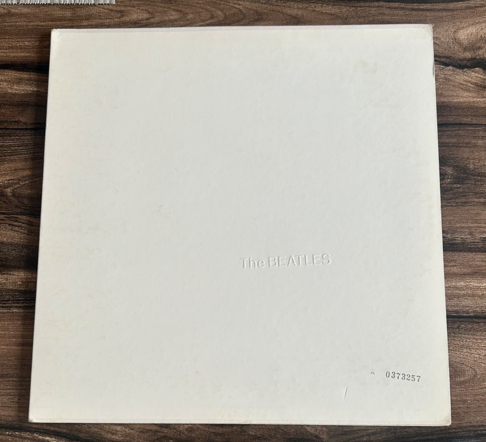 THE BEATLES -  WHITE LP. NUMBERED . ALL SEVEN LABEL ERRORS.