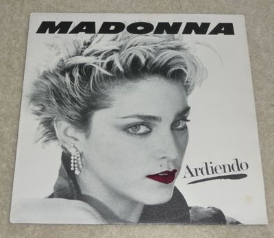 madonna-ardiendo-burning-up-original-spanish-7-vinyl-single-929609-7-n-mint