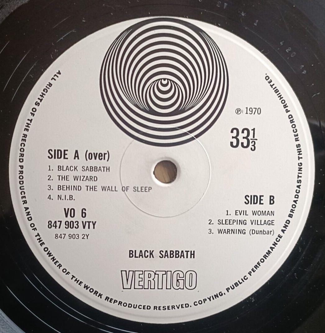 Black Sabbath LP Same UK Large Vertigo Swirl Press OSSIE AMAZING AUDIO   COVER