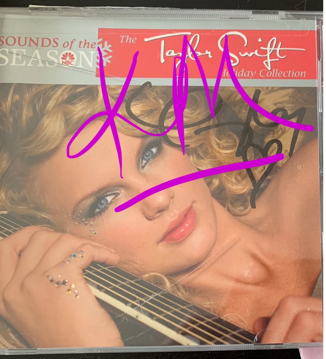 taylor swift autograph sounds of the season CD