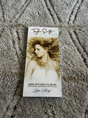 Taylor Swift Fearless Longbox CD  Extremely Rare  Sealed Mint