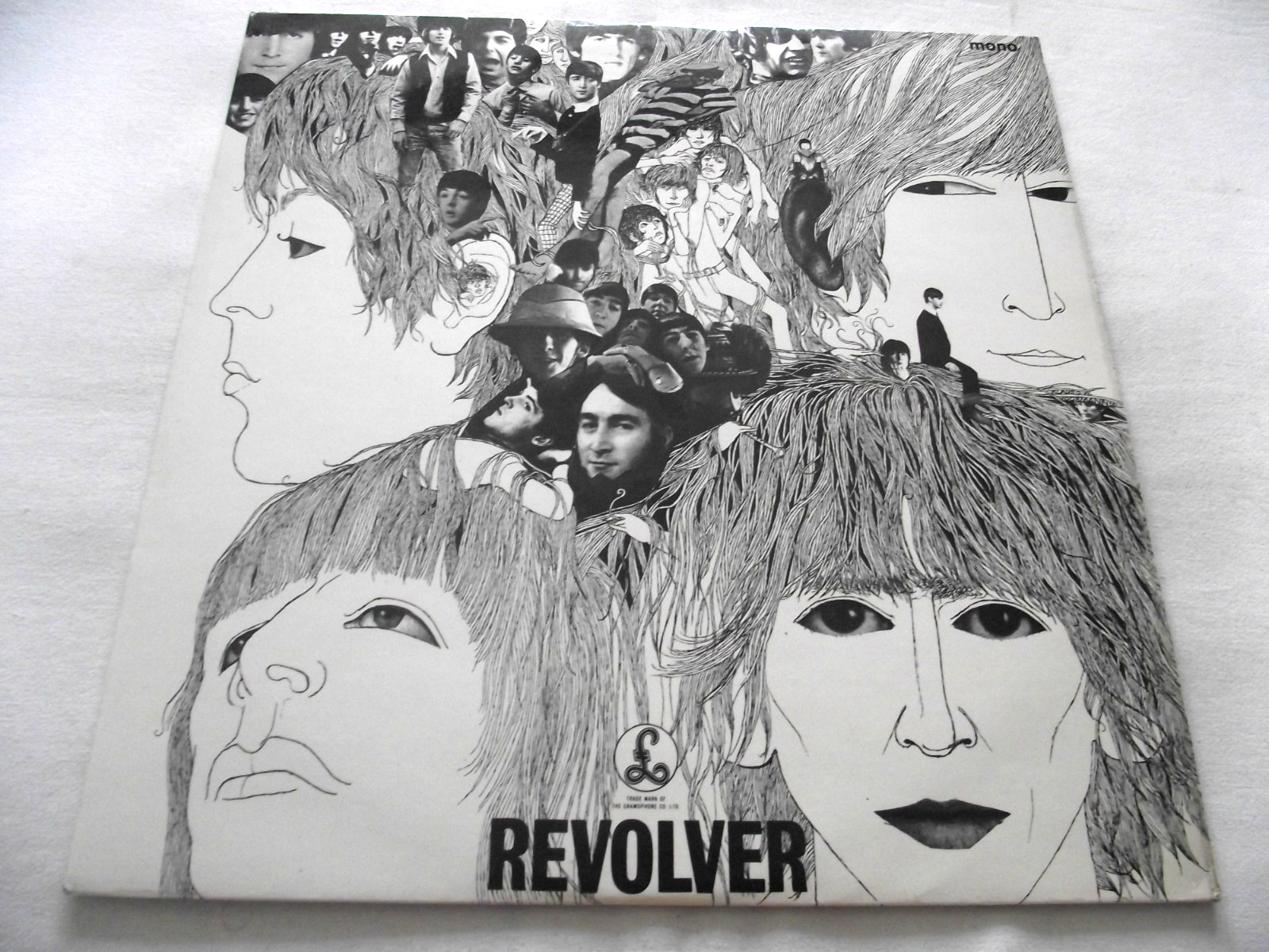 THE BEATLES   REVOLVER    1966 UK Black/Yellow PARLOPHONE LP -2,-2.